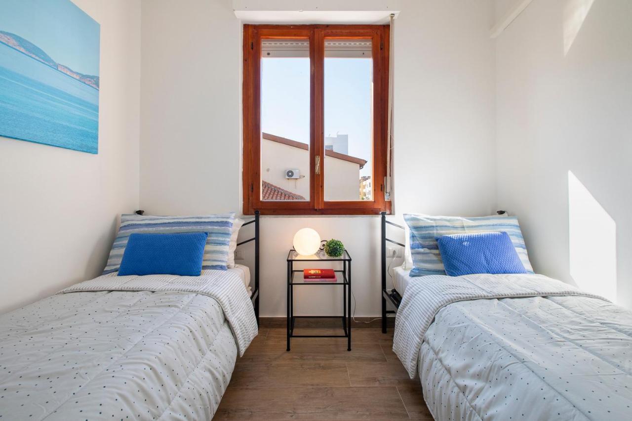 Pufferfish Apartment With Private Terrace Alghero Eksteriør billede