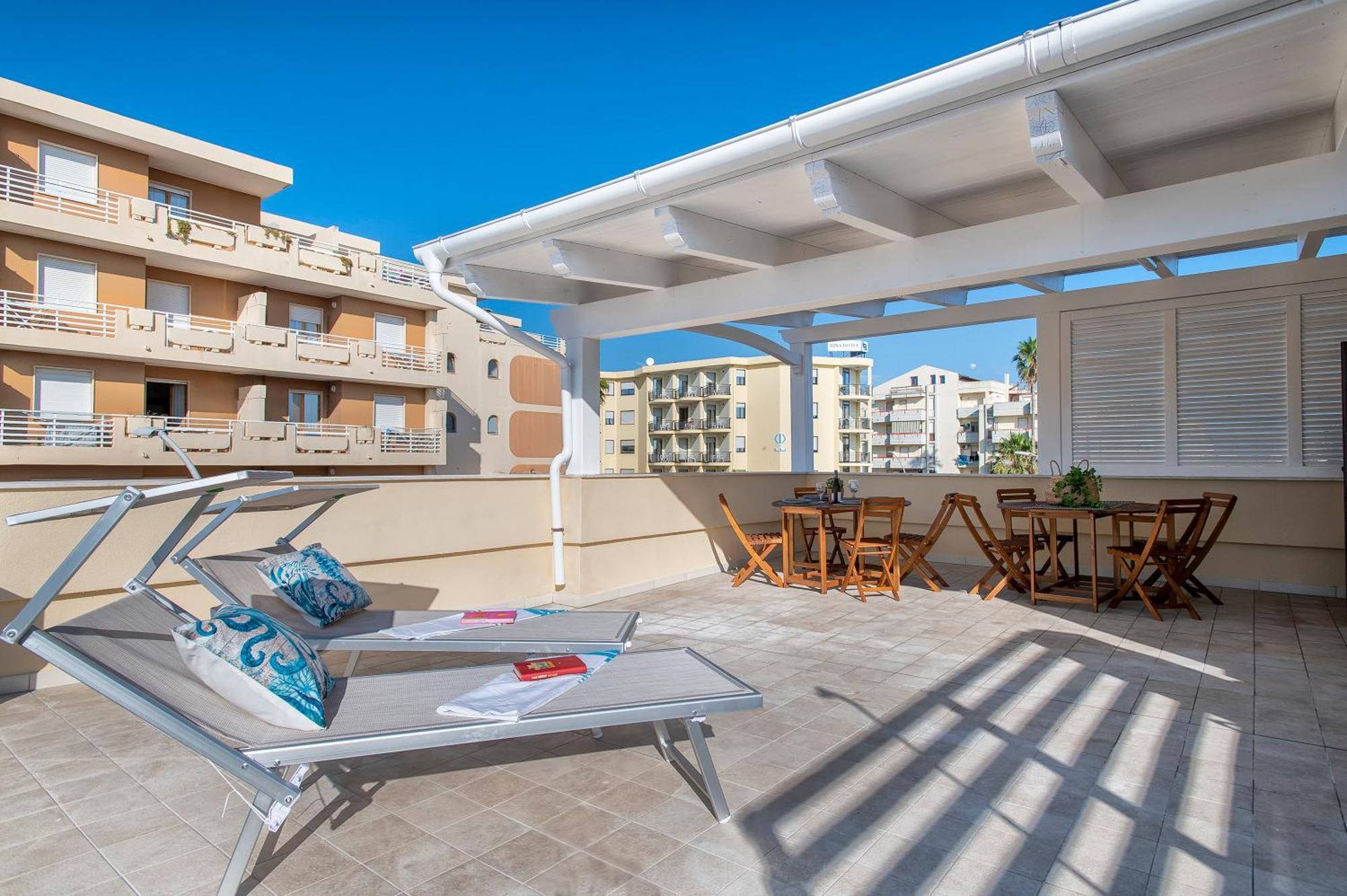Pufferfish Apartment With Private Terrace Alghero Eksteriør billede